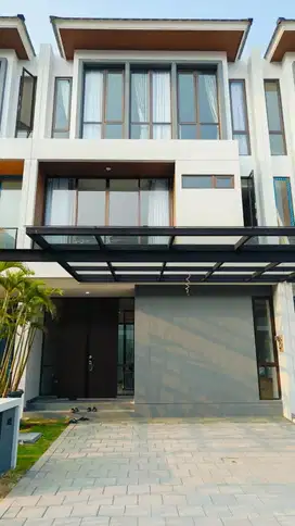 Brezza pantai mutiara