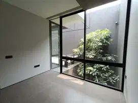 JUAL RUMAH MEWAH TROPIS MINIMALIS SUTERA PALMA ALAM SUTERA