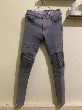 Celana jeans pria 
Uk 27/28