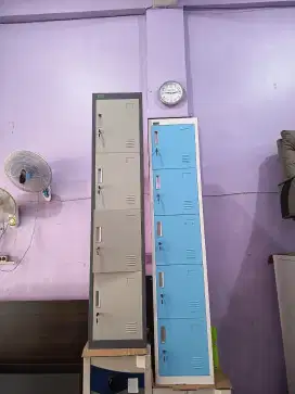 Locker besi 5 pintu