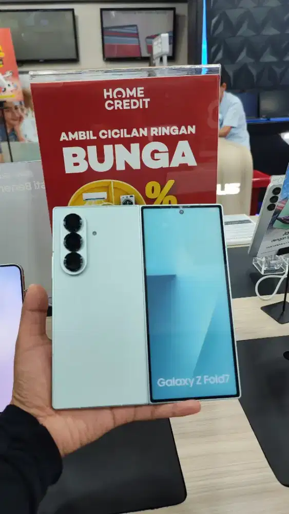 Promo cicilan samsung z fold 7 ram 12/256gb gratis 2x