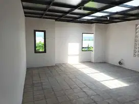Di sewakan Ruko Baru 3 Lantai Siap Usaha di Taman Kopo Ketapang