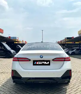 BMW 520i M Sport 2024 KM 9rb ANTIK
