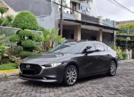 Km 6ribu Mazda 3 sedan 2023 matic