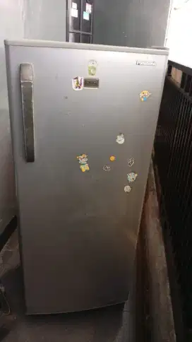 Kulkas panasonic 1 pintu