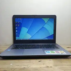 Laptop Asus SSD 128 GB tidak panas tidak lemot