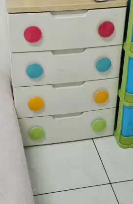 Laci drawer Ace Hardware 4 tingkat
