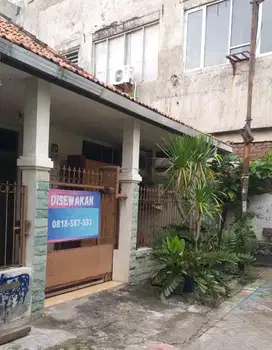 Kos surabaya PUSAT dekat Tunjungan Plaza