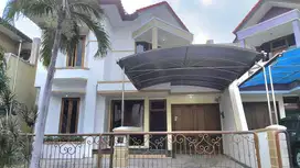 Disewakan Rumah Semi Furnished Dharmahusada Regency