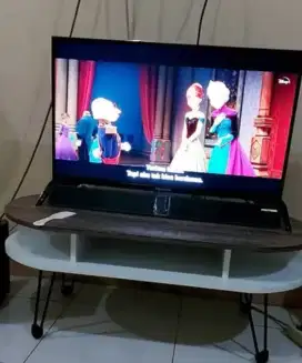 Meja tamu minimalis