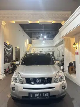 Xtrail 2.5 Matic 2011 Istimewa km low Pajak super 9/2026 jual cepat bu