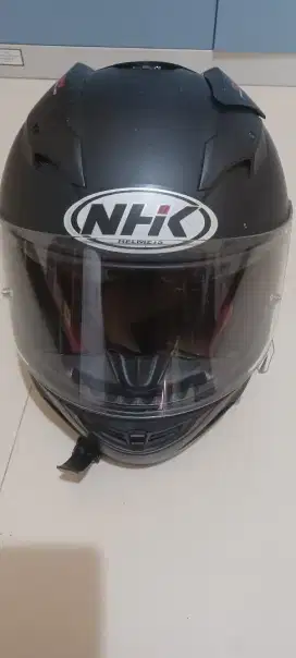 Helm nhk gp 1000