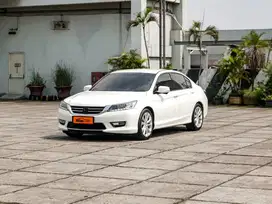 Honda accord 2.4VTIL AT 2013 putih