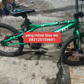 Sepeda BMX ukuran 20 pacific