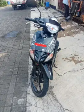 Yamaha Mio hitam