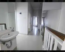 RUMAH MEWAH CEMPAKA PUTIH TENGAH JAKARTA PUSAT