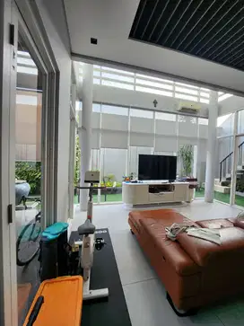 JUAL RUMAH ROYAL RESIDENCE BAGUS FULL FURNISH MEWAH LUAS 300 SHM
