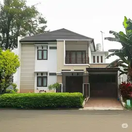 Dijual Rumah Bagus SHM Luas 300 m di Taman Arcadia Mediterania Depok