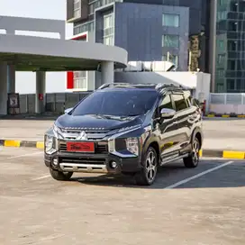 Xpander cross premium package 1.5 AT abuabu 2020