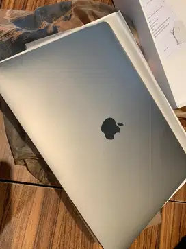 MACKBOOK AIR M1 2020,8/256