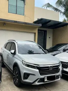 Honda BRV prestige at 2023 putih siap pakai