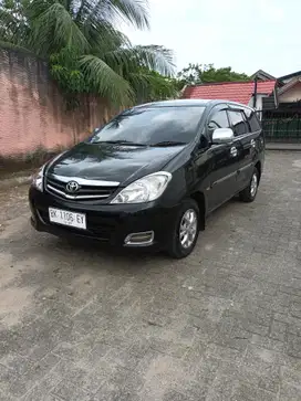 Toyota Kijang Innova 2010 Diesel