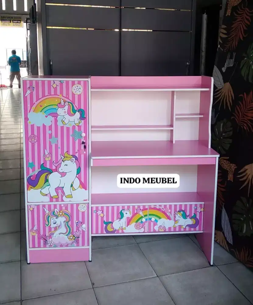 MEJA BELAJAR ANAK KARATER