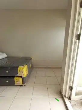 Dijual Apartemen Siap Huni Spring Lake  Summarecon Bekasi