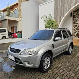 Ford Escape XLT AT 2012