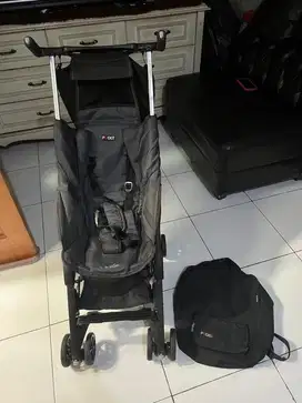 Pockit gen 5 hitam