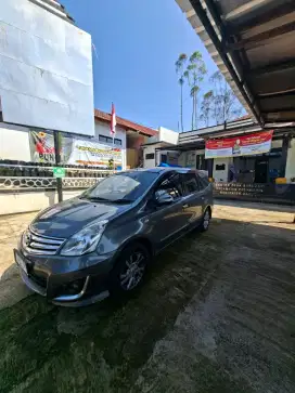 Nissan grand livina ultimate 1.5 th 2013