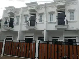 Rumah di Jagakarsa mulai 1M-an 2,5 lantai rooftop cash & KPR
