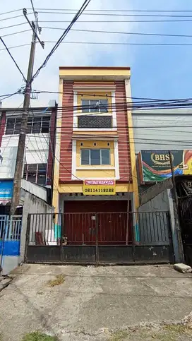 DISEWAKAN! LOKASI STRATEGIS