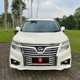 NISSAN ELGRAND HWS 2.5 AT 2016 LOW KM TERAWAT
