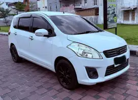 SUZUKI ERTIGA 1.4 GL MT 2013 DP 5 JUTA