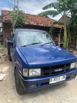 Isuzu Panther (TBR 54) Pickup Turbo 2007
