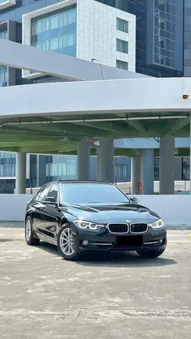 2016 BMW 320i Sport LCI F30