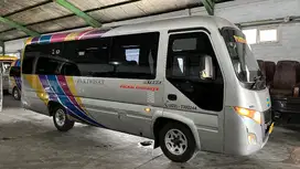 Hino  2019 minibus