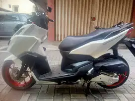 Di jual vario 160 thn 2022