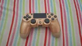 Stik PS4 Dualshock 4 controller original Sony gold emas