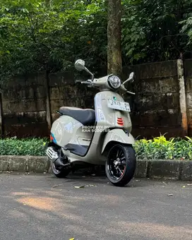 JUAL MURAH VESPA PRIMAVERA S 150 iGET ABS FACELIFT 2023 MULUS