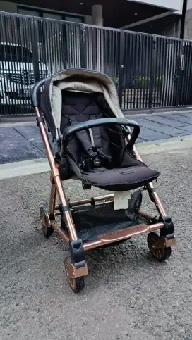 Stroller Kereta Dorongan Bayi Mint Preloved