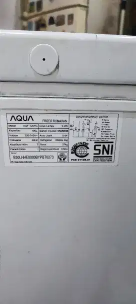 Dijual frezeer Aqua