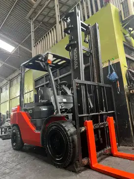 Forklift Toyota 3 Ton,Matic,Tiang 4 Meter,1DZ-II,8FD30,Tahun 2019
