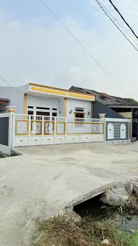 DIJUAL RUMAH HUK 114 M2 DESAIN MINIMALIS MODERN ADA KOLAM IKAN HIAS