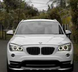 Dijual mobil BMW X1 2013/ 14 putih pemakaian langsung Toyota honda