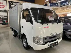 Isuzu Traga box 2021 manual