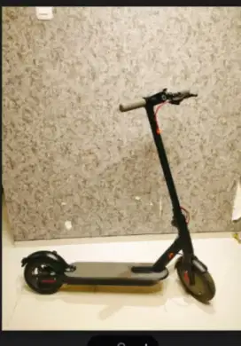E-scooter 8.5 inch hitam
