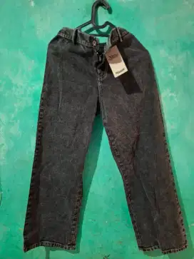 JUAL CELANA JEANS KULOT