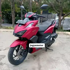 NEW VARIO 160 CBS TAHUN 2022